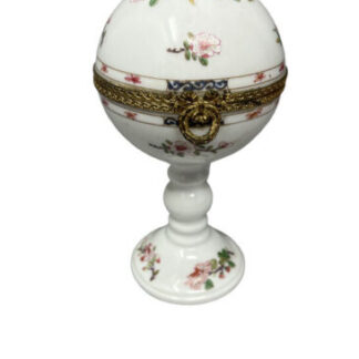 Egg Limoges France uovo porcella Francia
