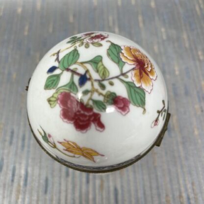 Egg Limoges France uovo porcella Francia - immagine 4